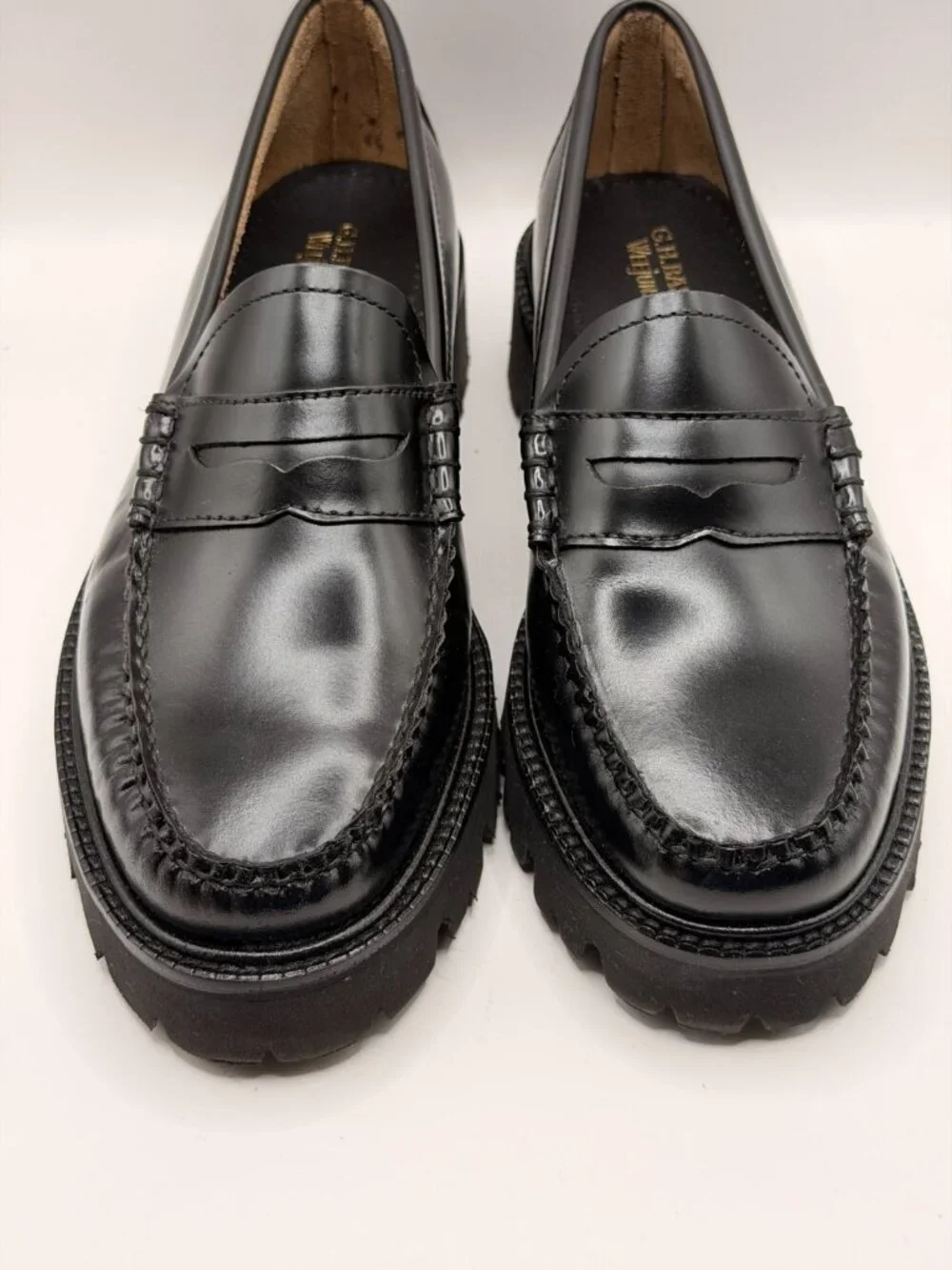 G.H. Bass Womens Whitney Weejuns Black Leather Penny Loafer Sz 10 M